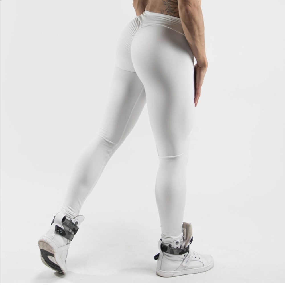 SOLD Celestial bodiez leggings NWOT